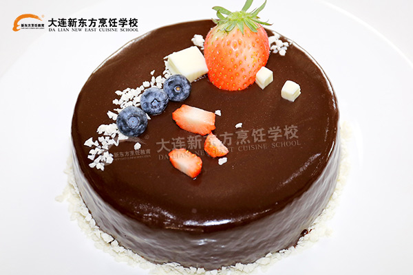 揭秘！高颜值镜面蛋糕的制作方法！