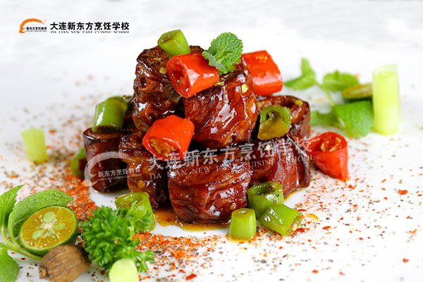 这里有一整份春意满满的美食！