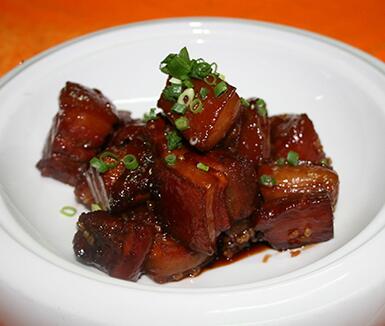 中餐中制作东坡肉的技巧分享